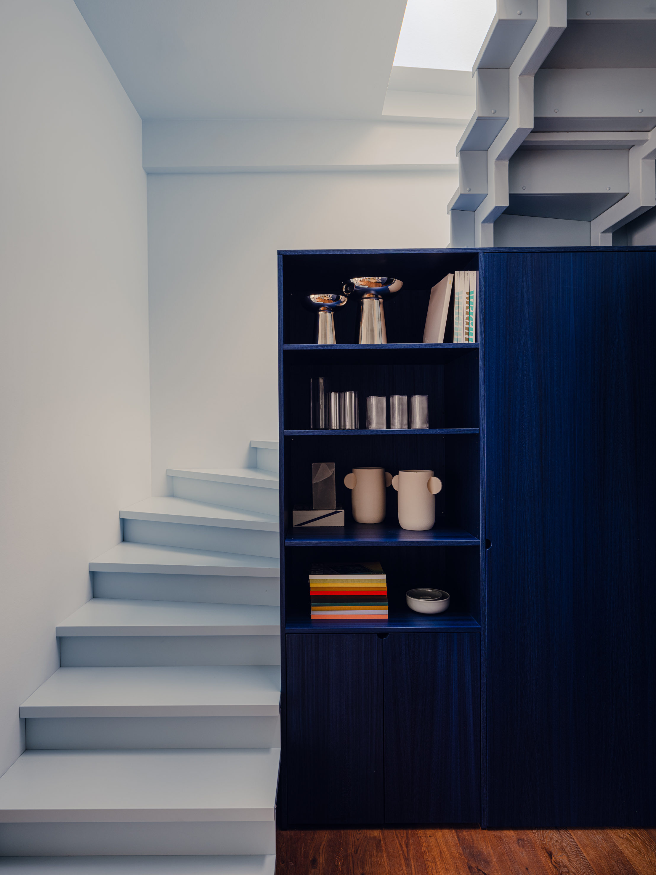 BG-Blue Box-07©Pionstudio.jpg