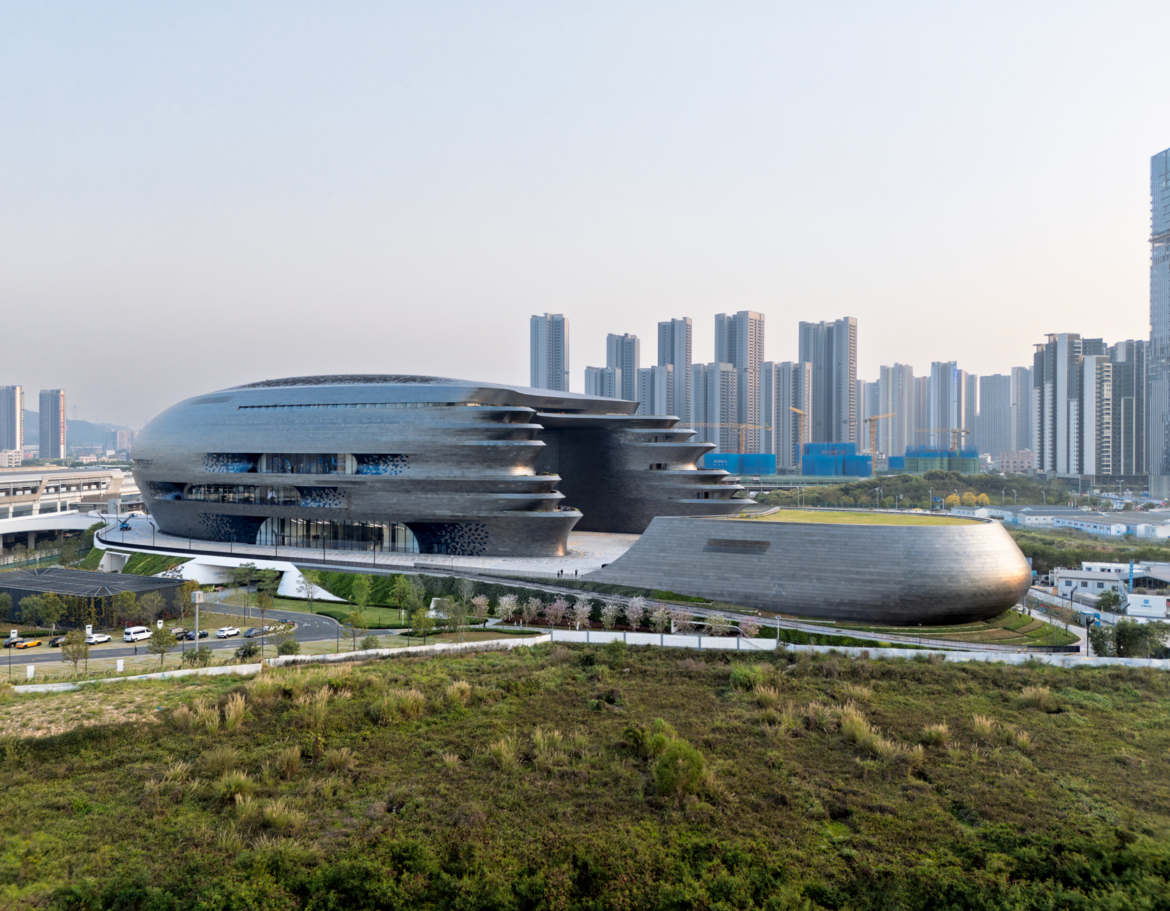 07_ZHA_ShenzhenScience&TechnologyMuseum_Photo by Virgile Simon Bertrand.jpg