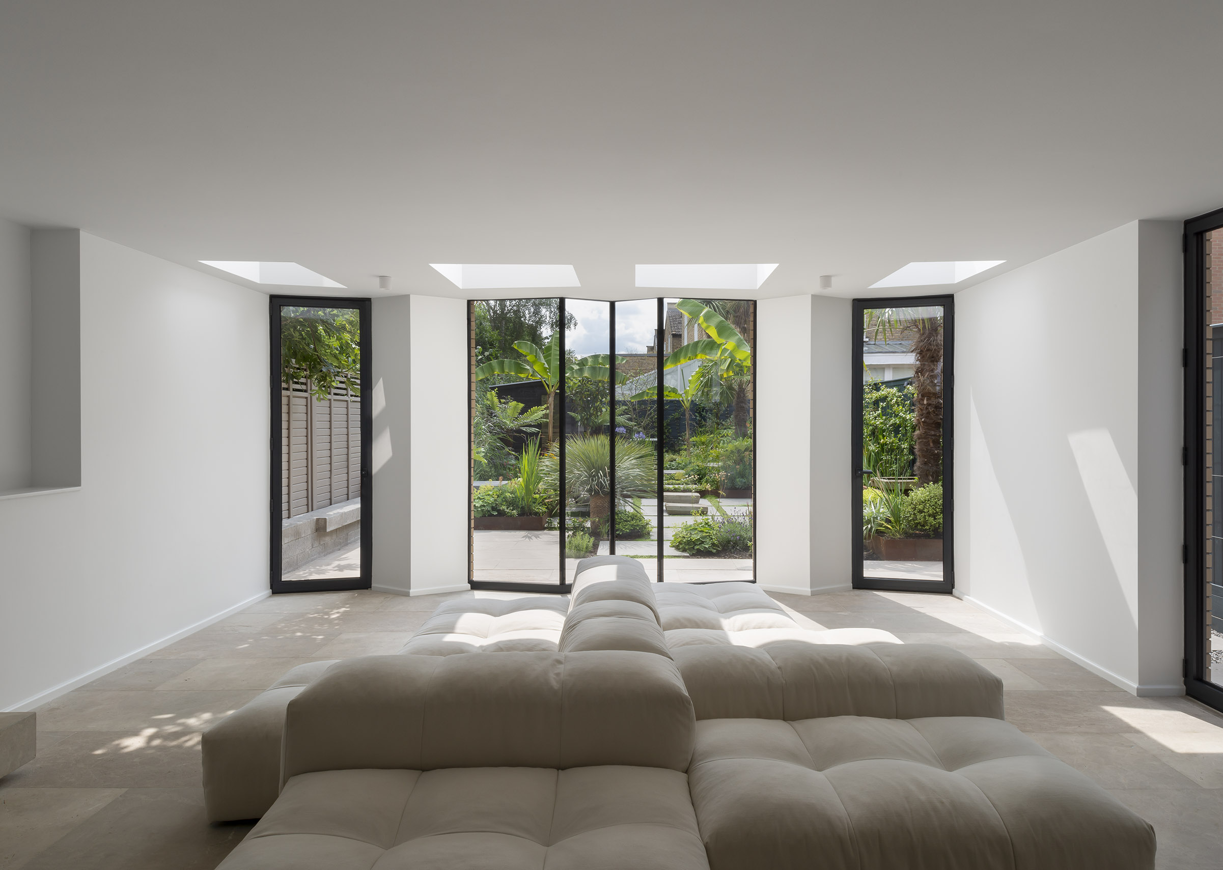 2407_Fulham_Palace_Rd_Gilbert_McCarragher_014_Lo_Res.jpg