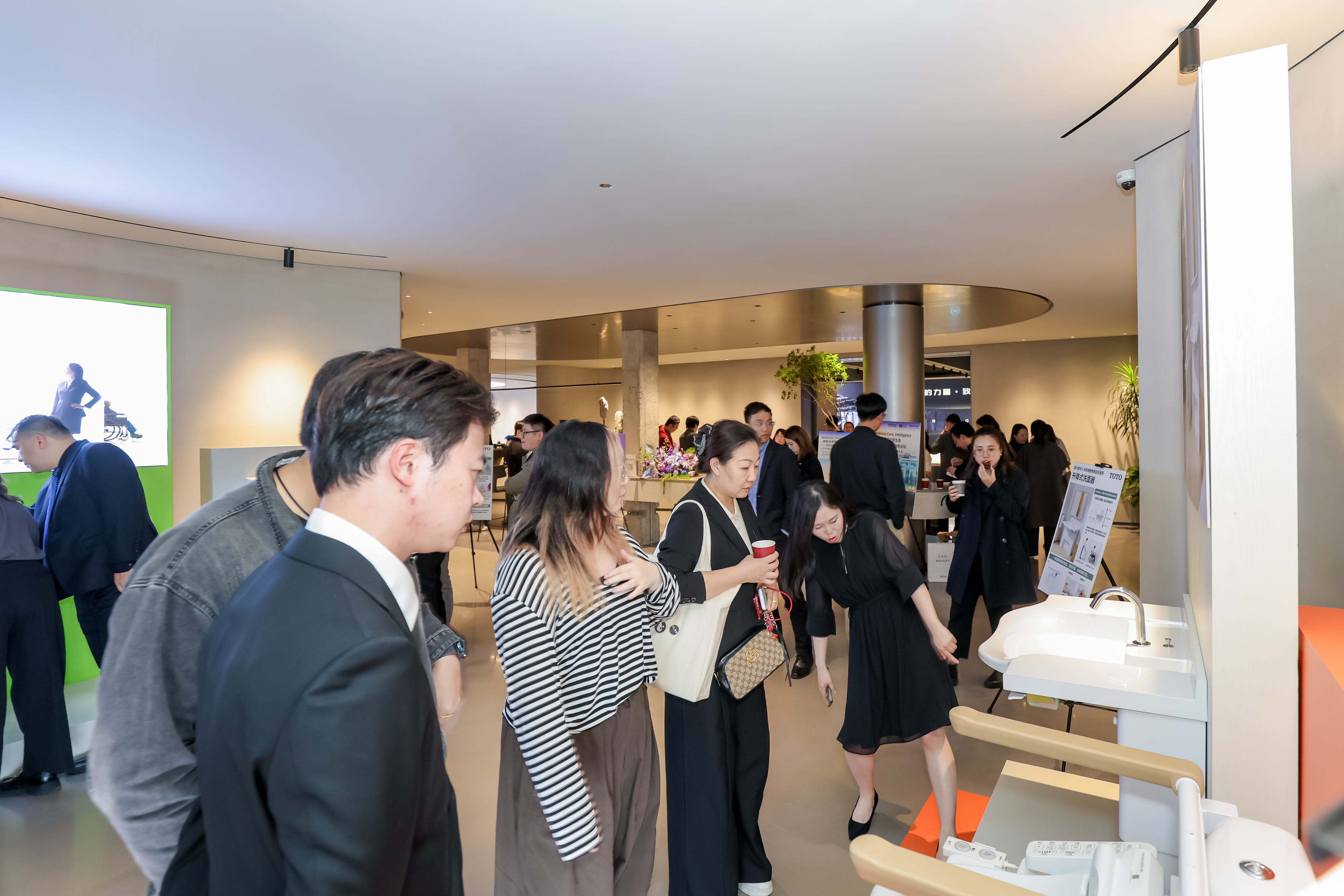 TOTO at Shang CE+HUB 6.JPG