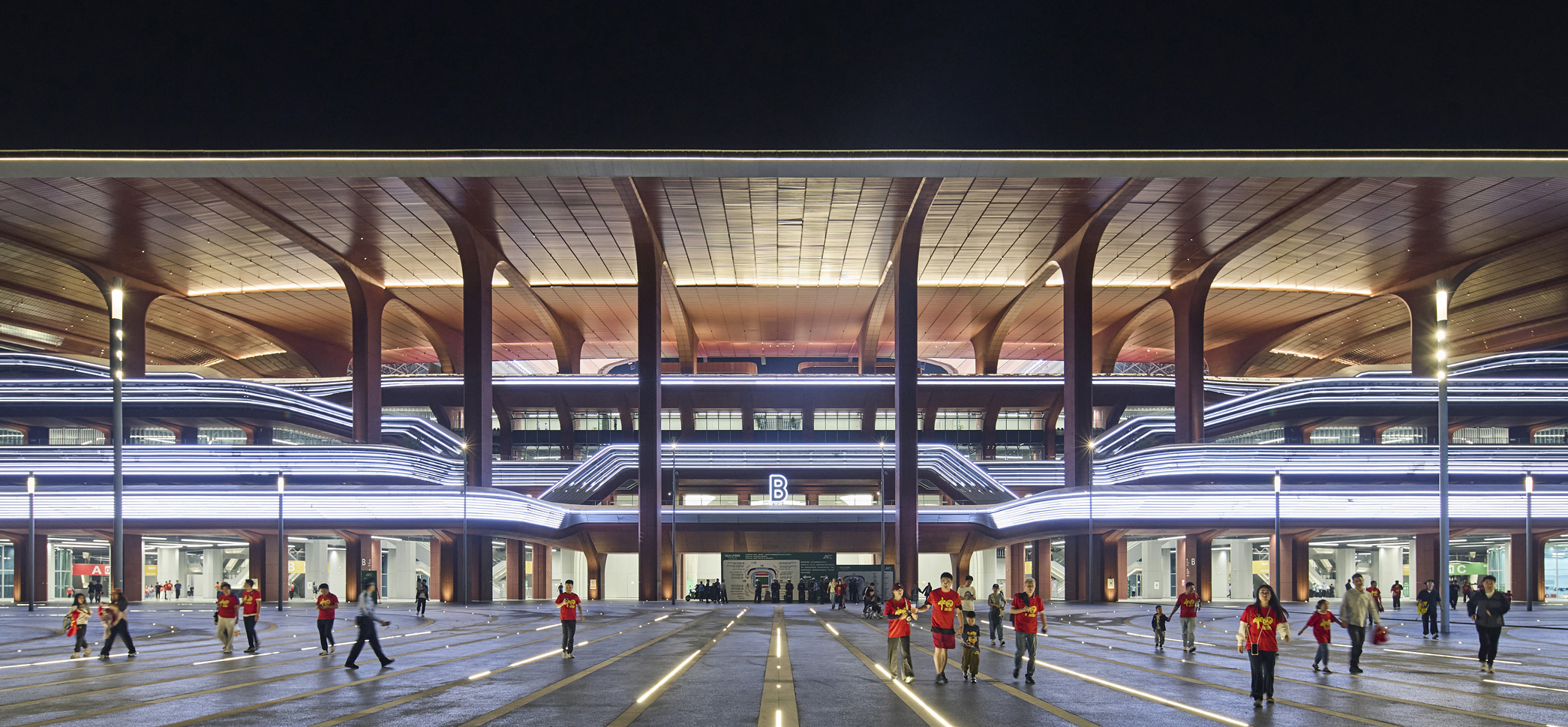 14_ZHA_Xi'an International Football Centre_©Hufton+Crow.jpg