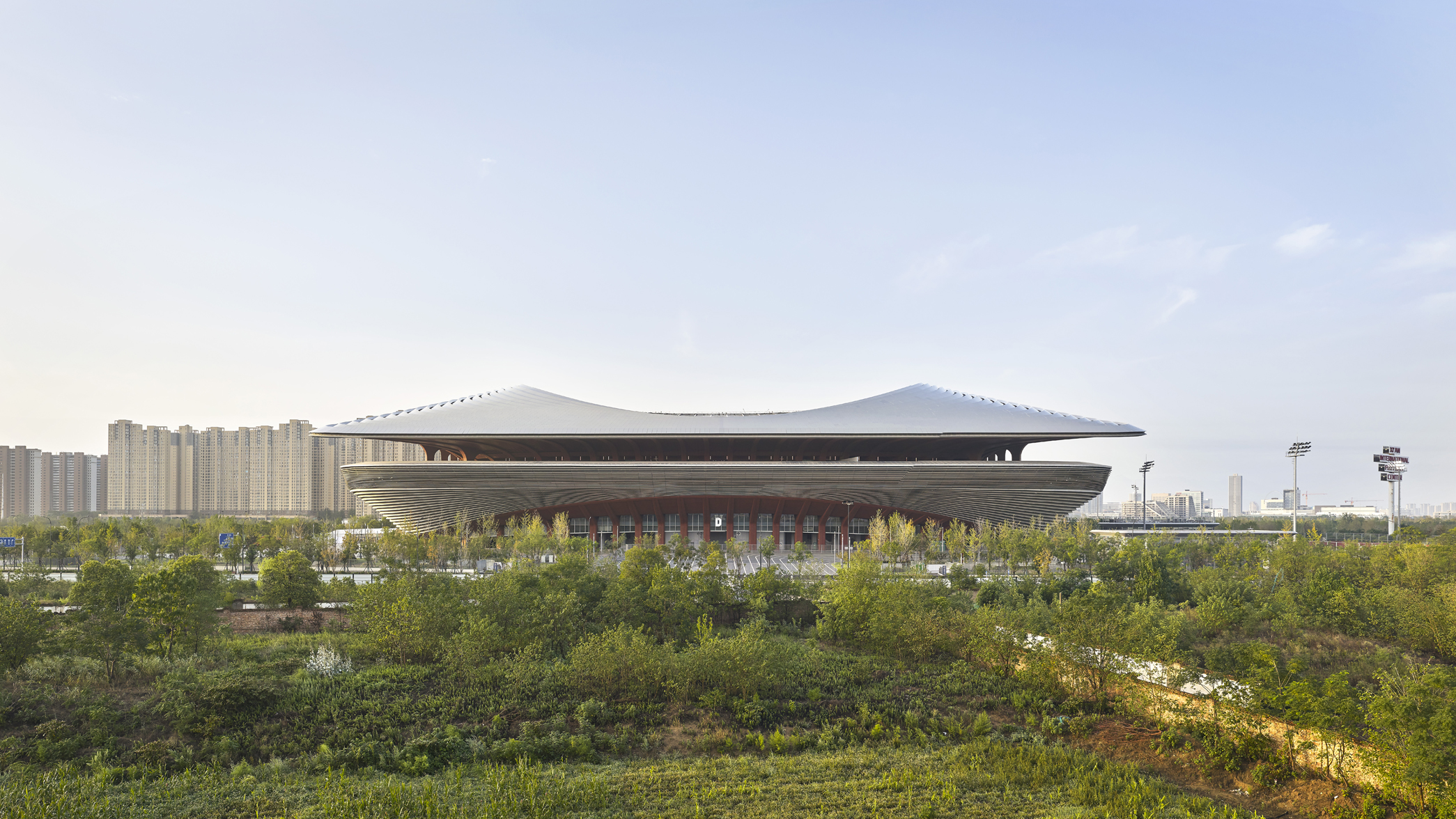 03_ZHA_Xi'an International Football Centre_©Hufton+Crow.jpg