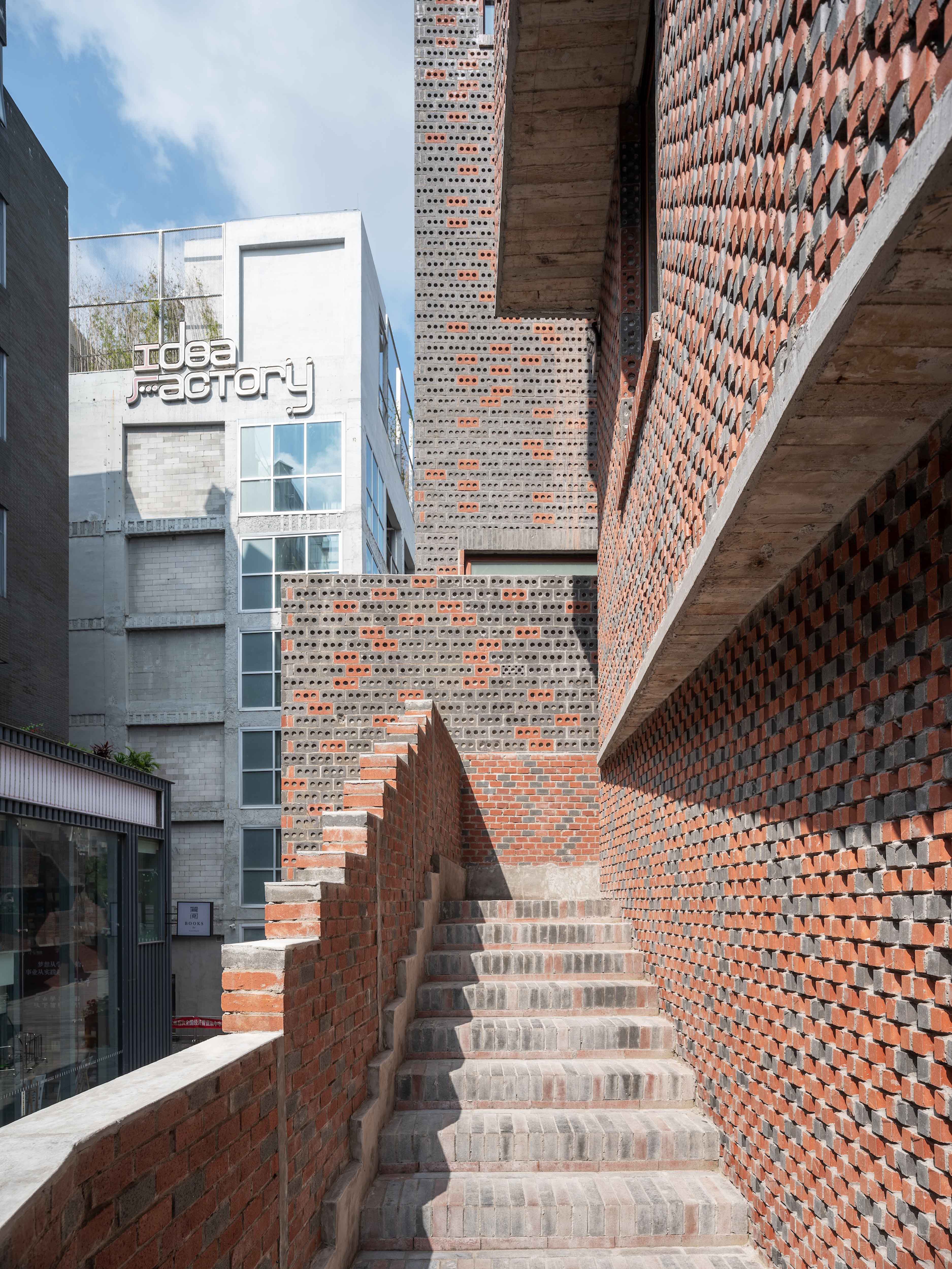 12. 砌砖细节 Brick construction details ©田方方.jpg