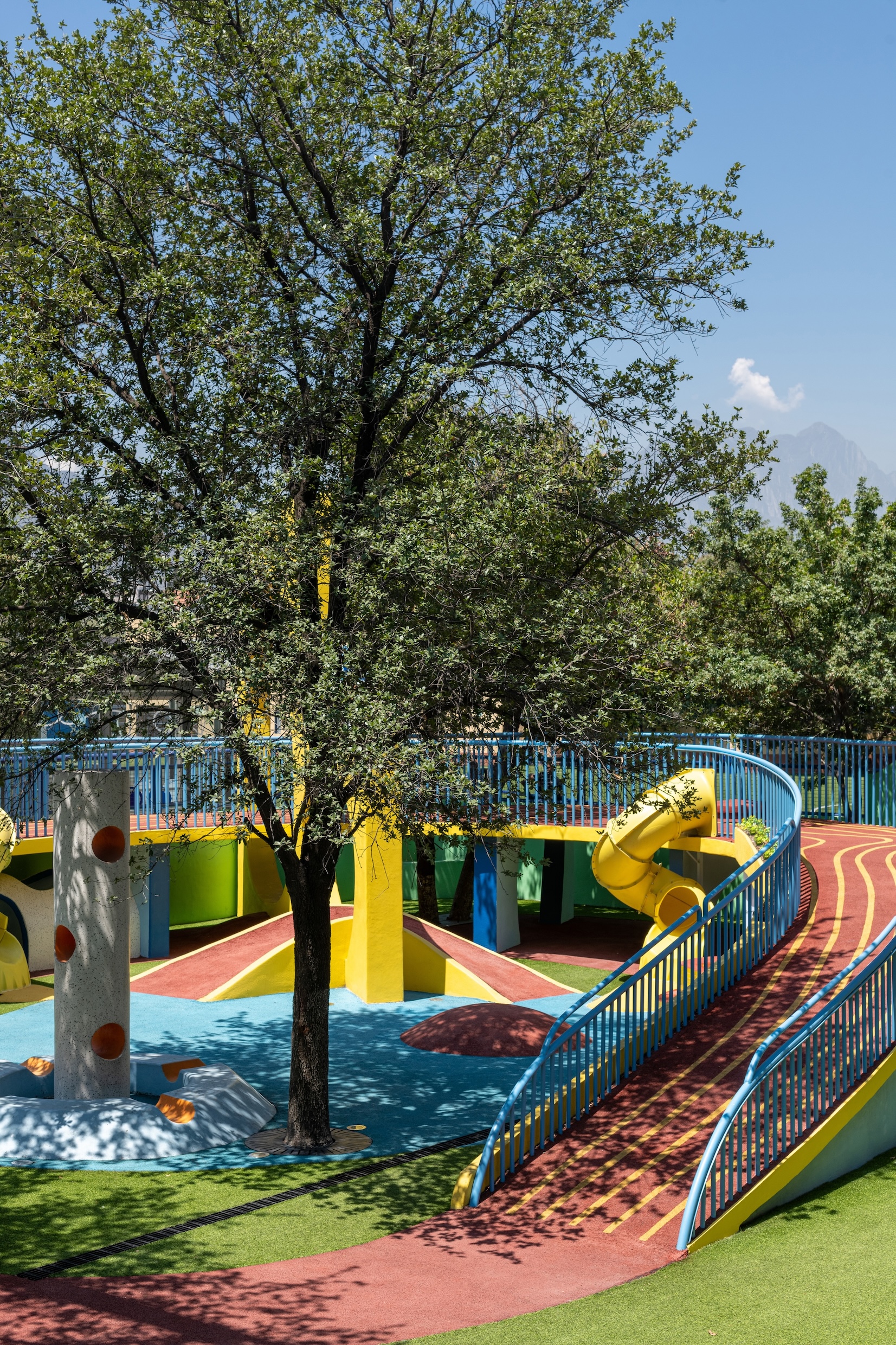 Brillamont Playspace by JDE Design-Driven Consultancy