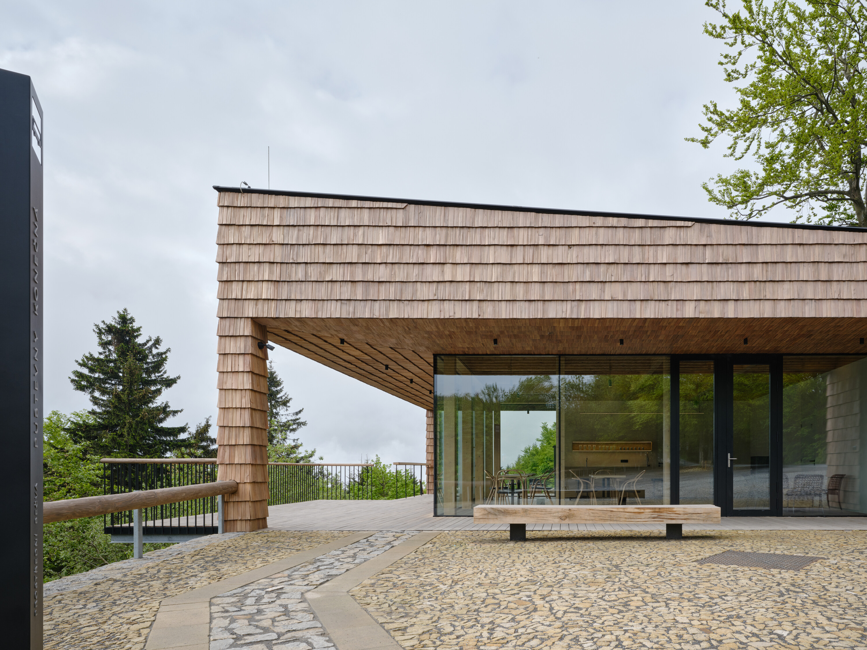 henkai-architekti-pustevny-gateway-boysplaynice-09.jpg