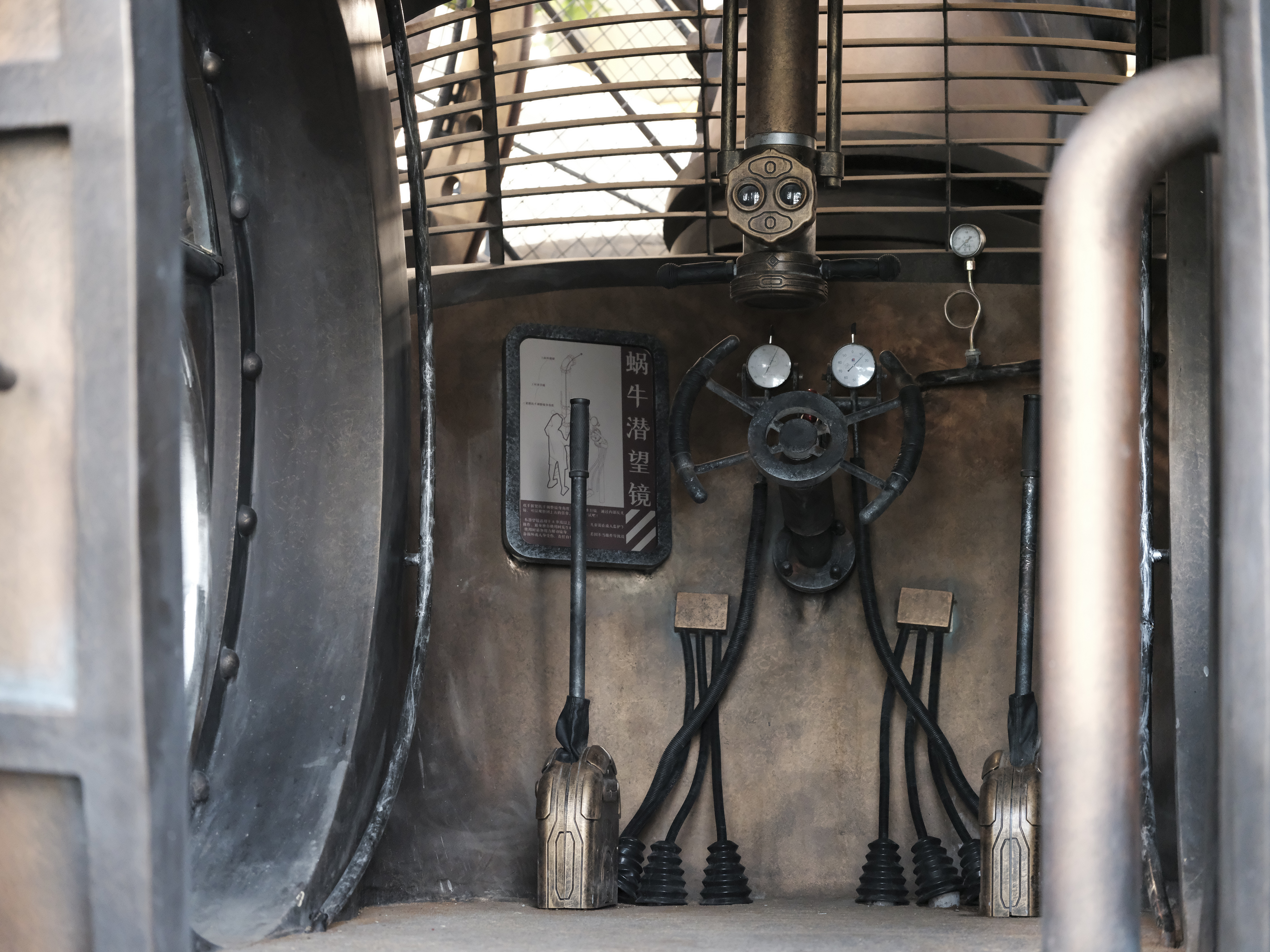 48 安全标识体系 摄影©胡一昊