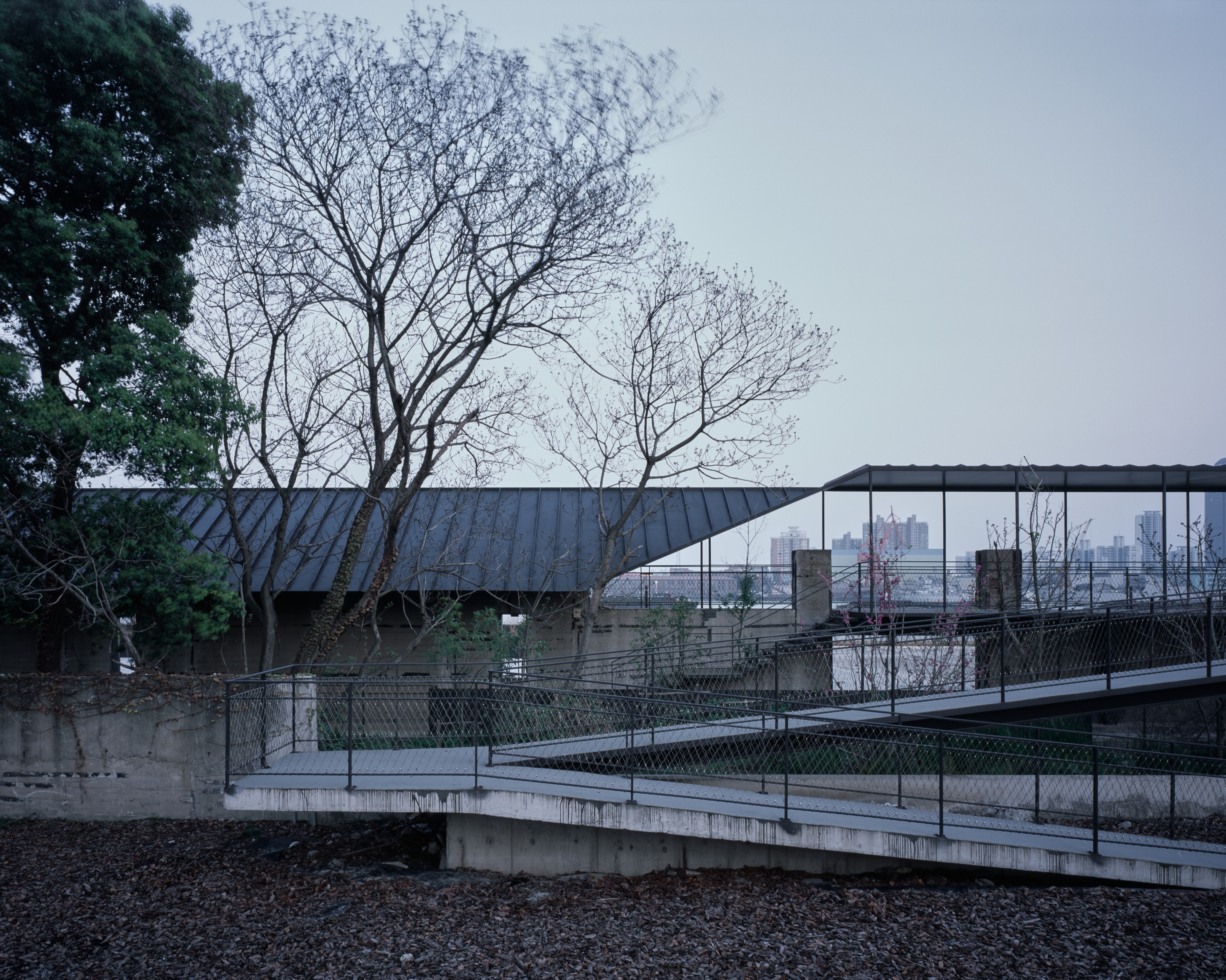 RiversidePassage_07_陈颢_副本.jpg