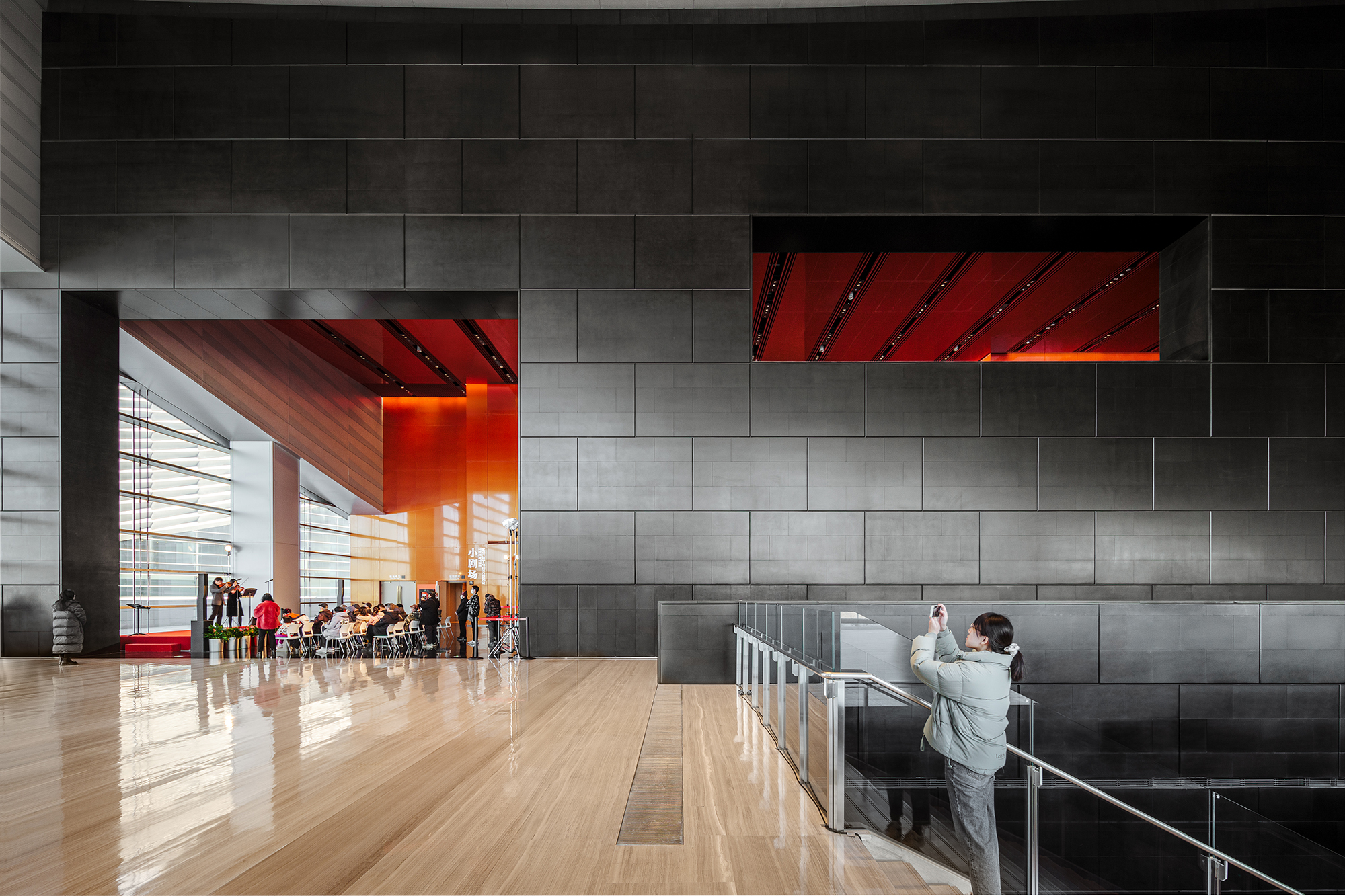 11©ZhuYumeng ©SHL ©Perkins&Will - Theatre Lobby BPAC.jpg