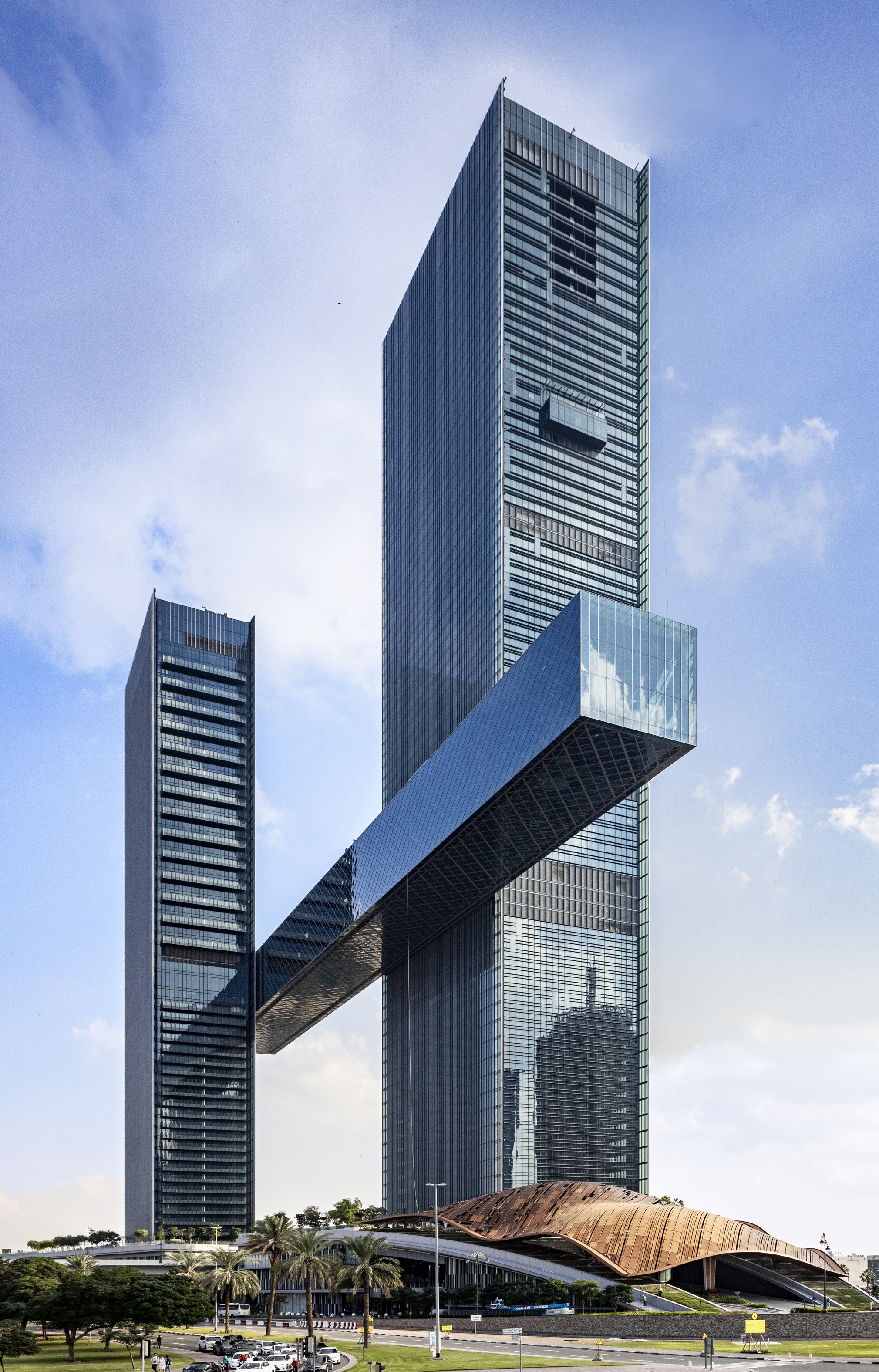 View of the One Za’abeel site from the west, highlighted by THE LINK cantilever bridge, which appears to “float”.jpg