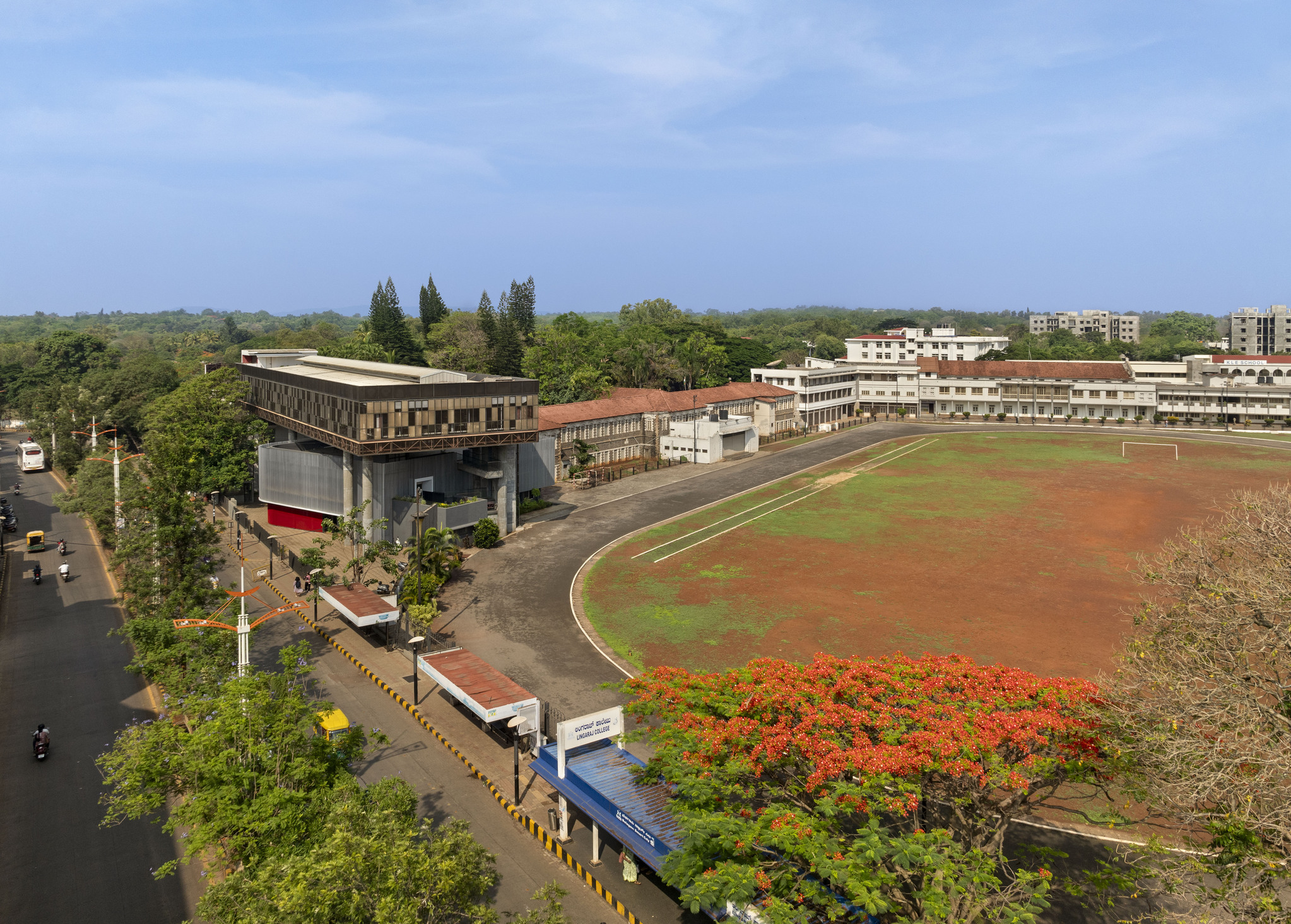 7d23755a50943c1b451e.jpg