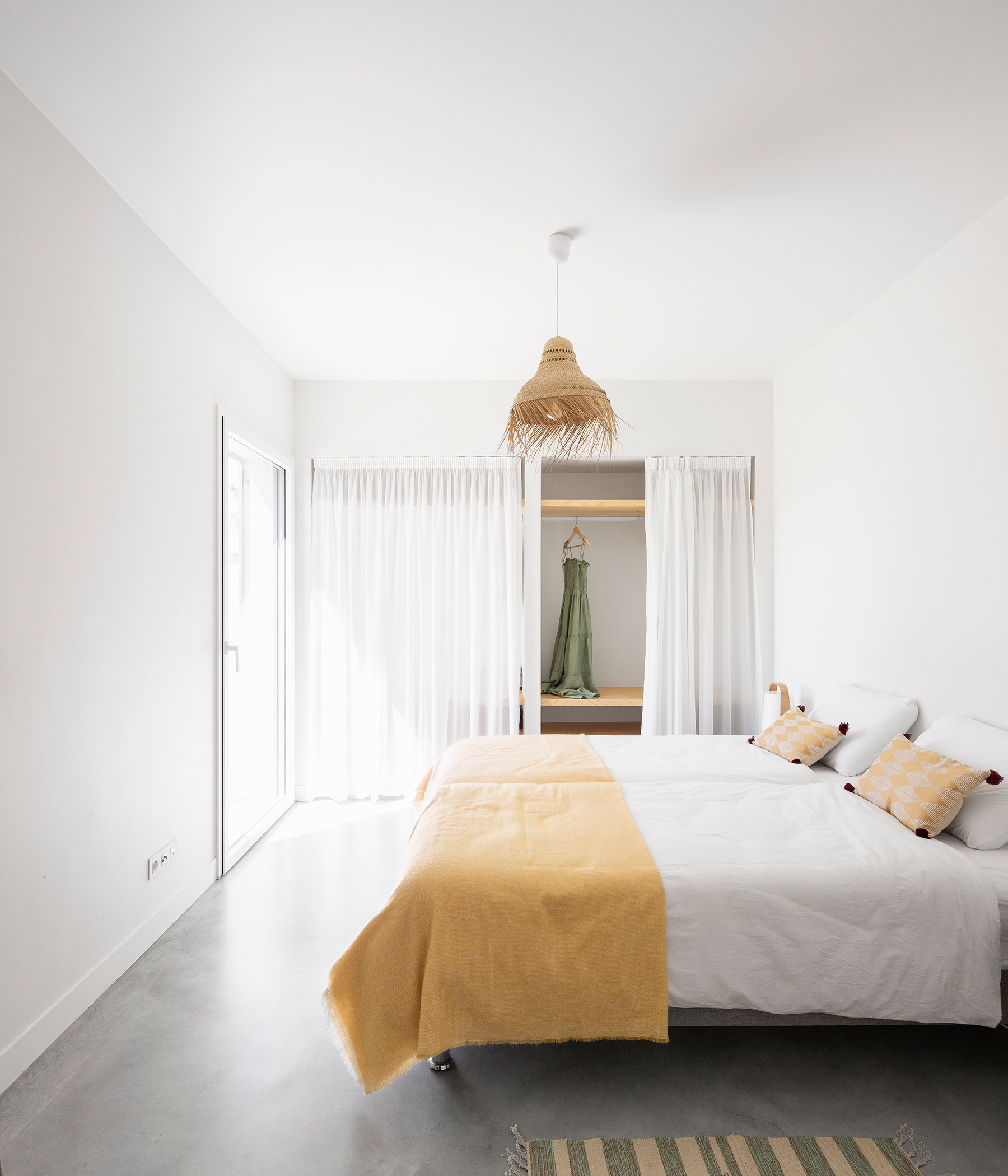 31-estudioamatam-house brejos da carregueira-bedroom.jpg