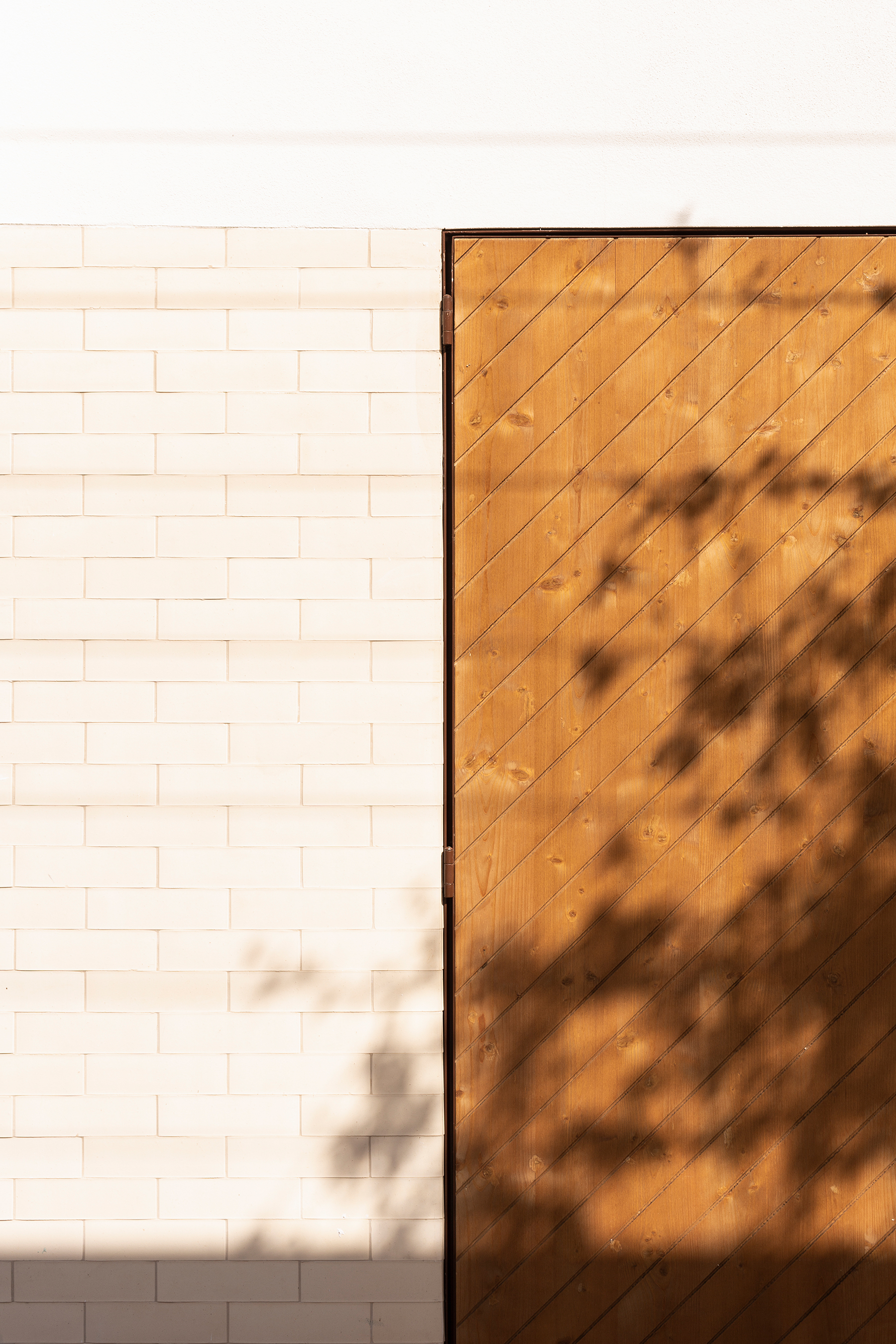 33-estudioamatam-house brejos da carregueira-facade.jpg