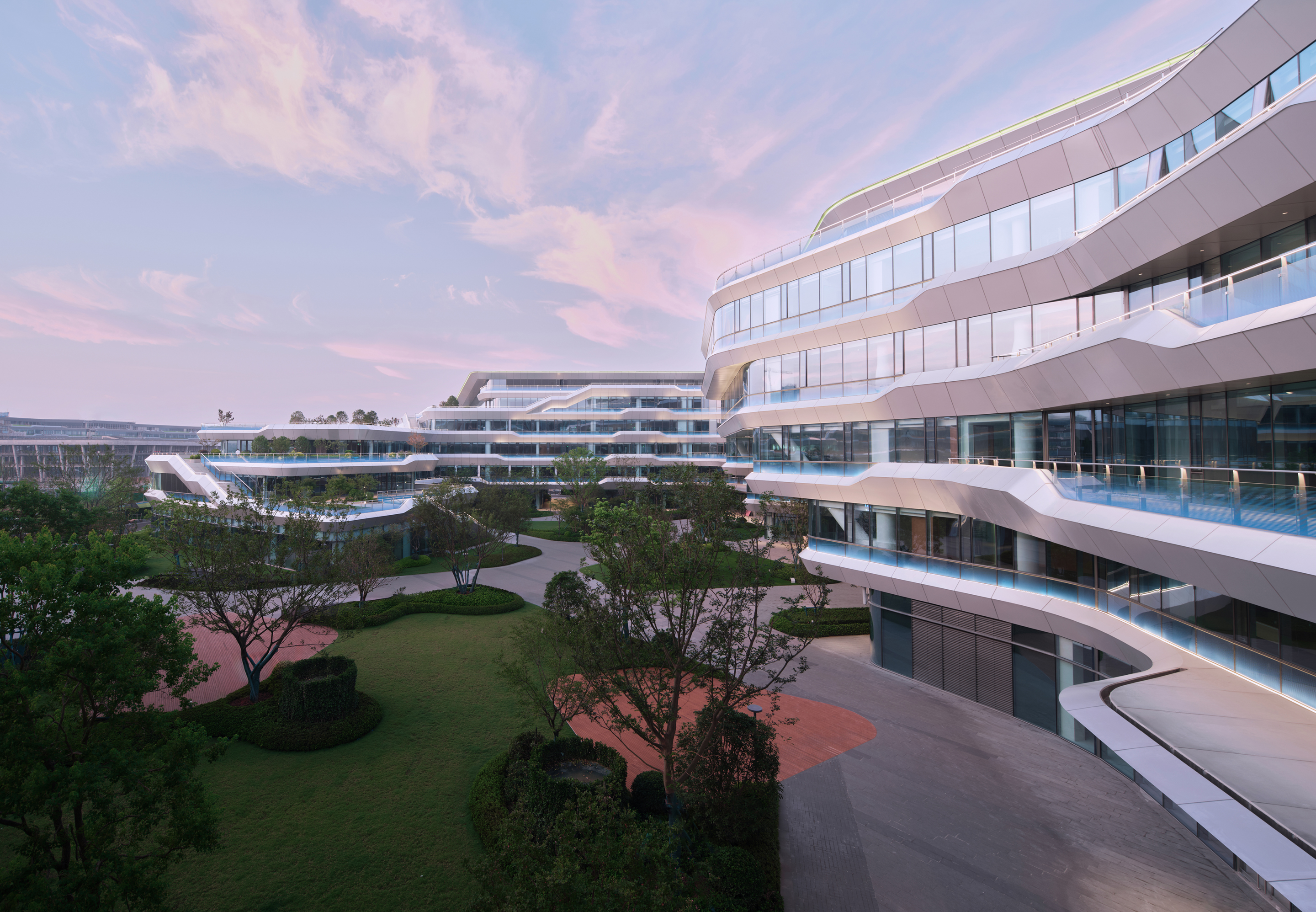 8c37693065942df9096e.jpg