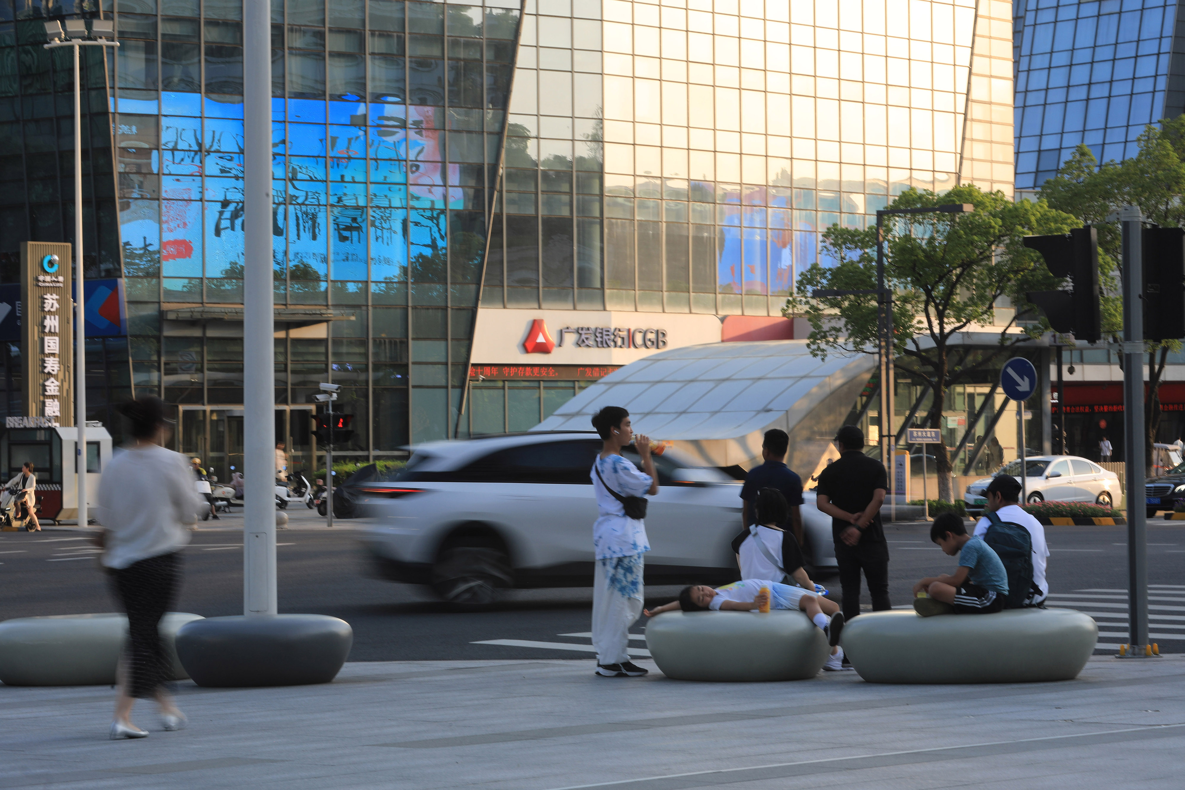 9093d1ef78e488a9568a.jpg