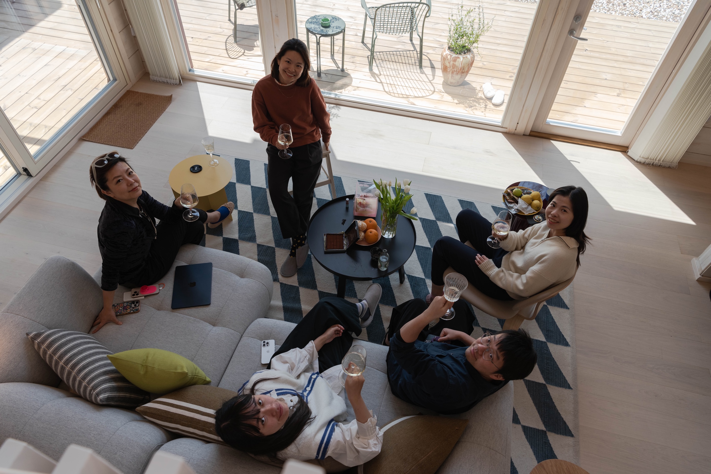 Nota Team-Glulam Log House © Shan Liang Nota团队在木屋 © 梁山