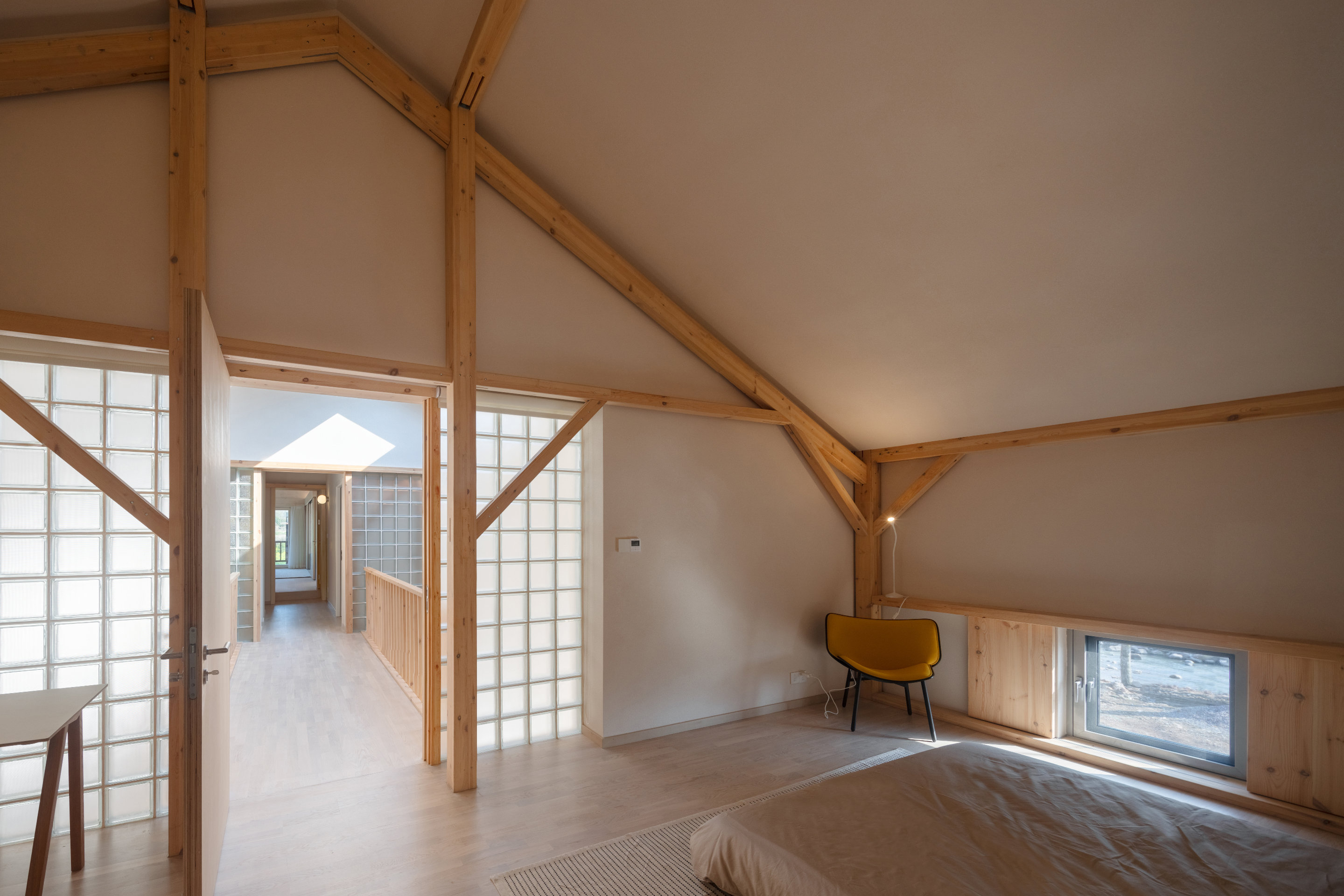 The Old House-Guest Room II with the Central Corridor 1 © Shan Liang 堂屋-客房II及中廊1 © 梁山