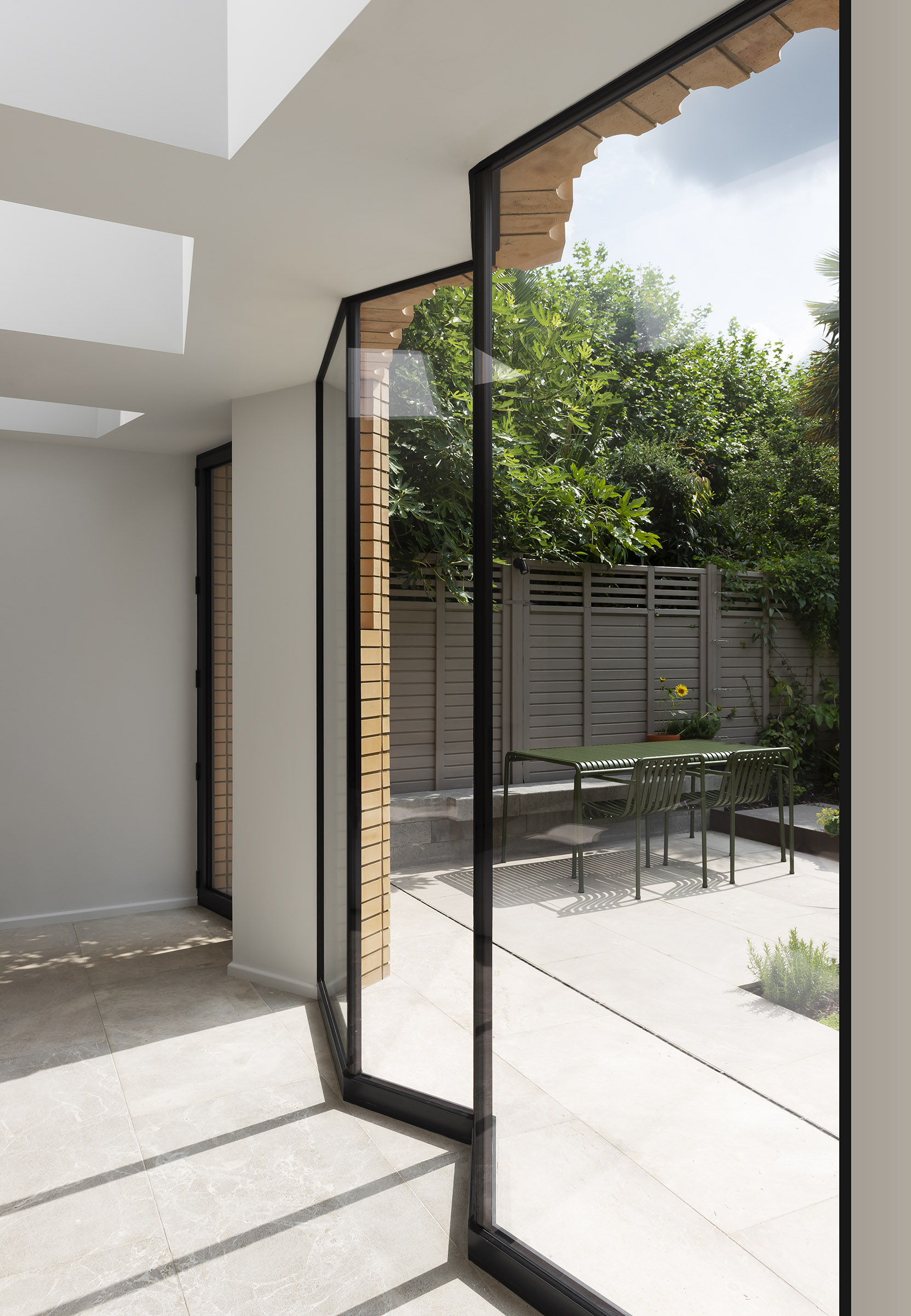 2407_Fulham_Palace_Rd_Gilbert_McCarragher_015_Lo_Res.jpg