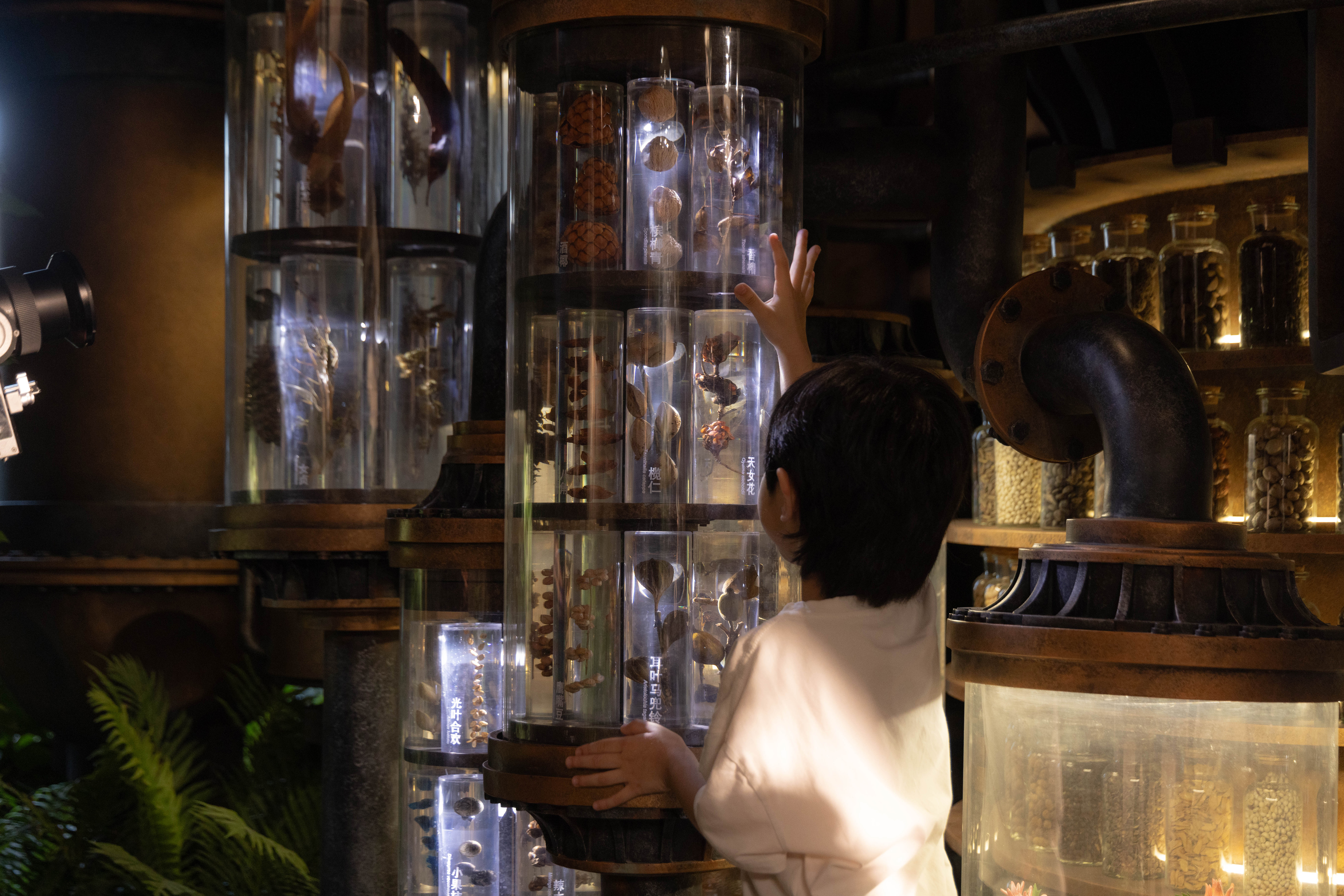 09 种子储藏罐  摄影©丘文三映