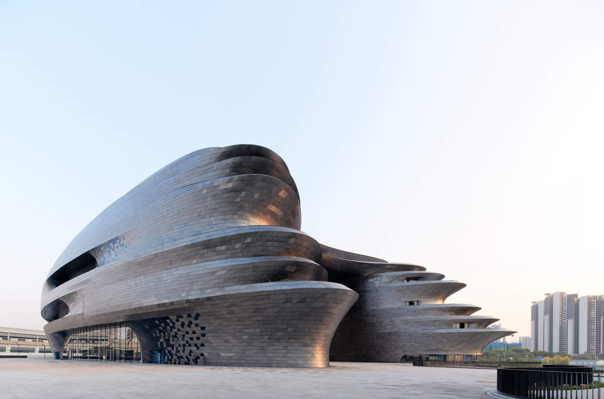 03_ZHA_ShenzhenScience&TechnologyMuseum_Photo by Virgile Simon Bertrand.jpg