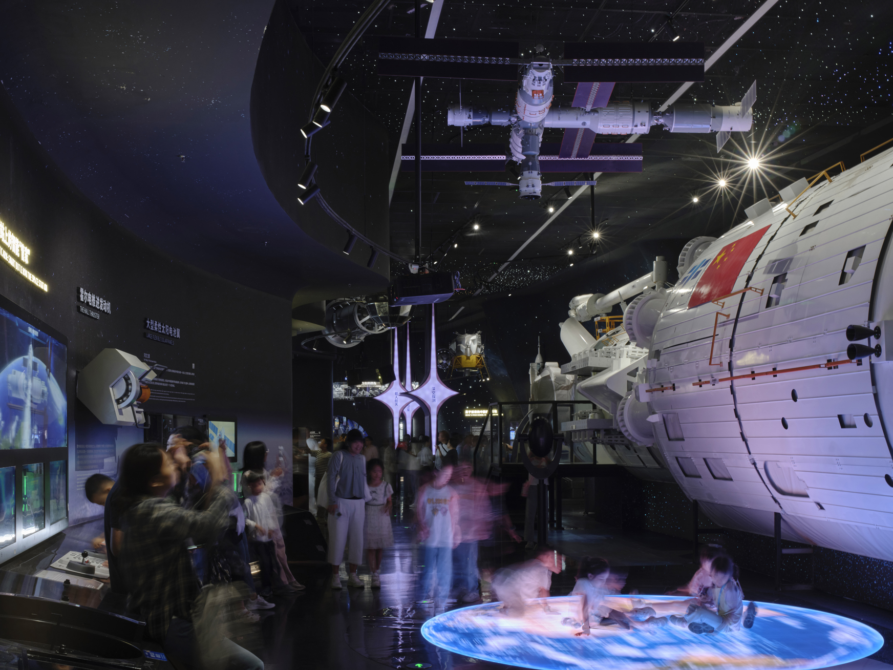 09_ZHA_ShenzhenScience&TechnologyMuseum_Photo by Xue Liang.jpg