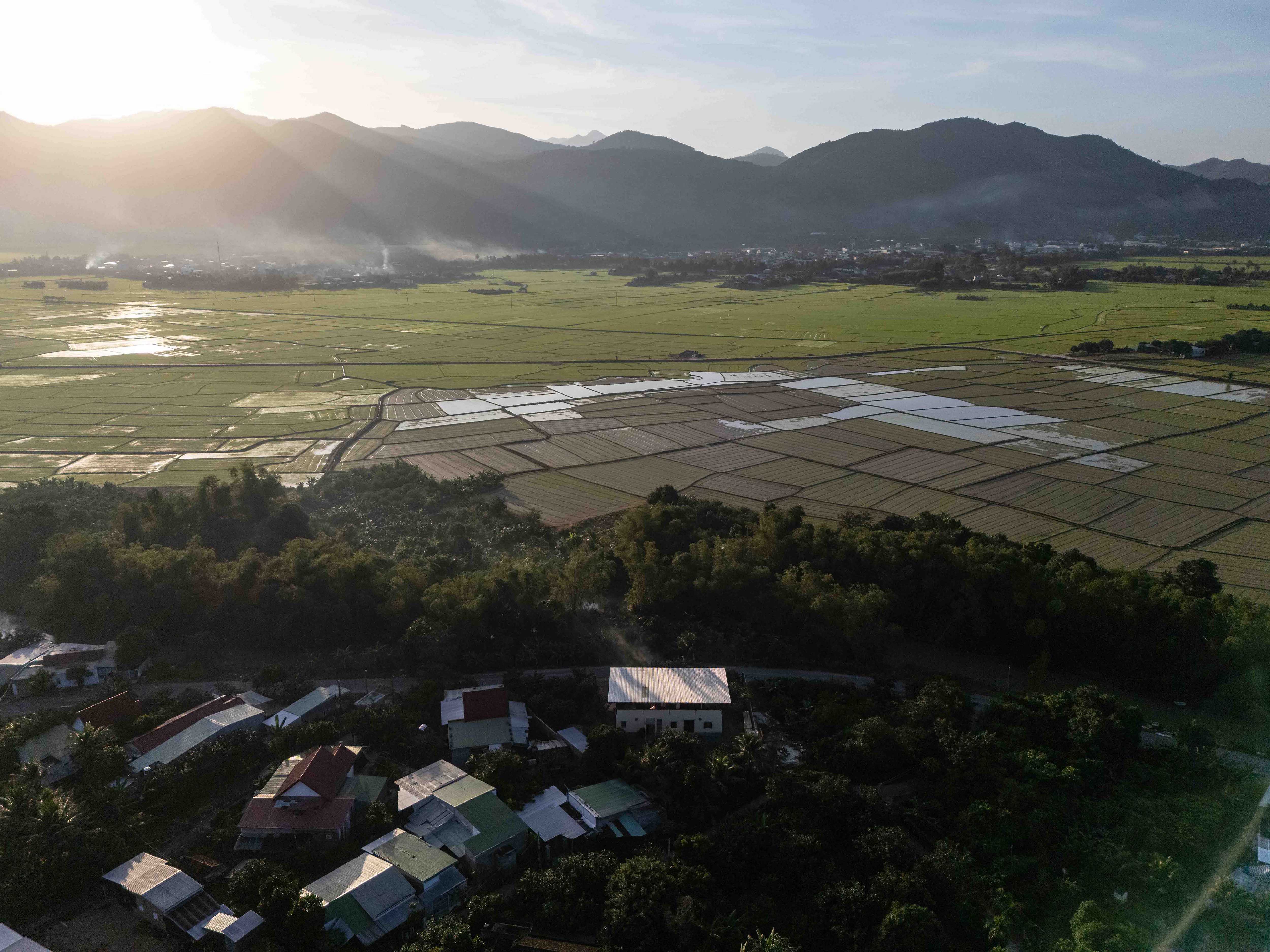 1 DJI_20250108065806_0823_D_AIR3.jpg