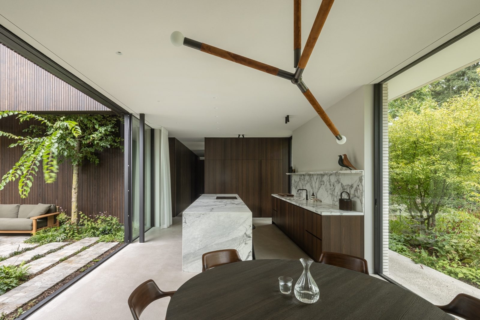 i29-architects-Hidden-Villa-02.jpg