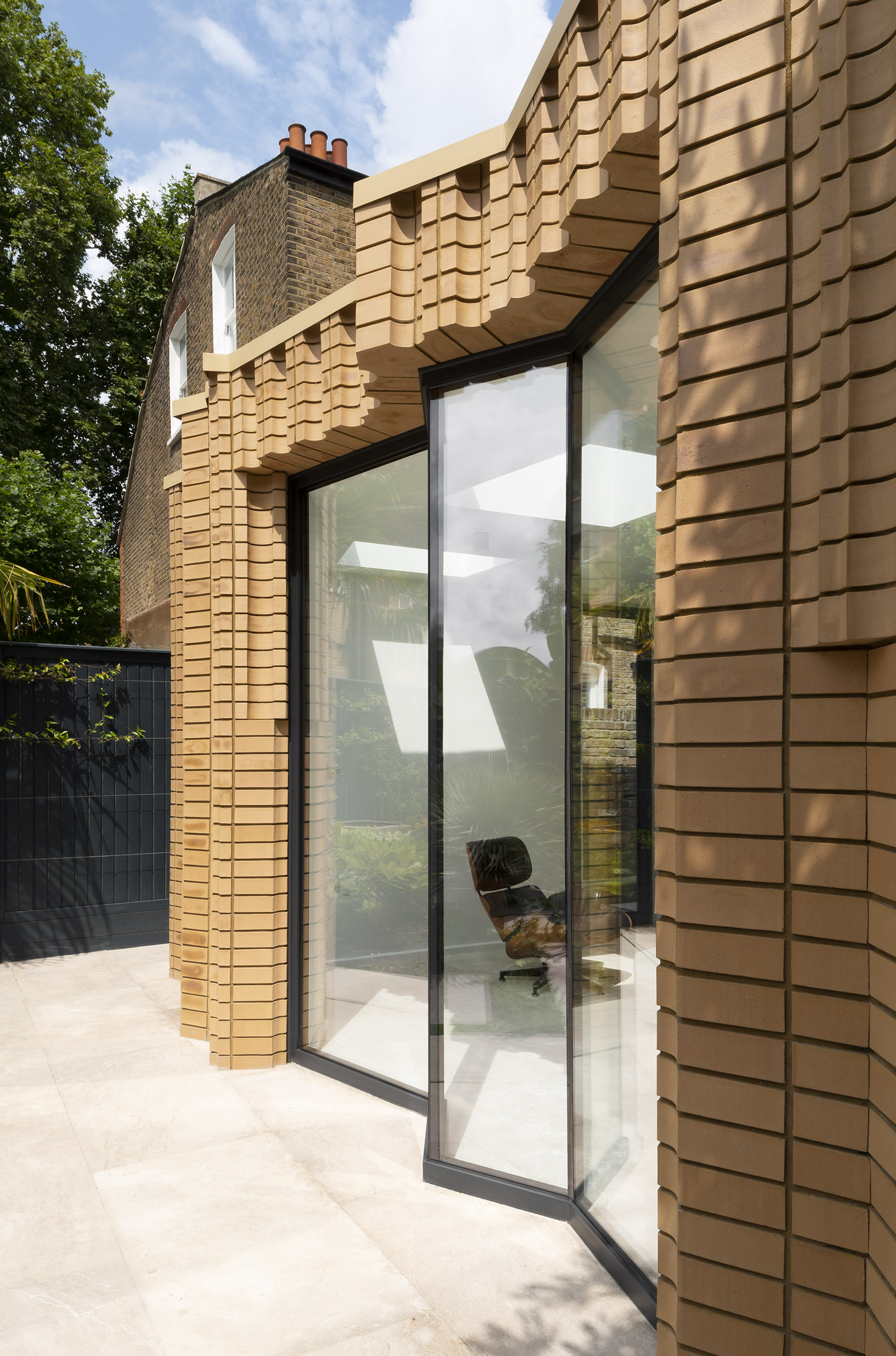 2407_Fulham_Palace_Rd_Gilbert_McCarragher_005_Lo_Res.jpg