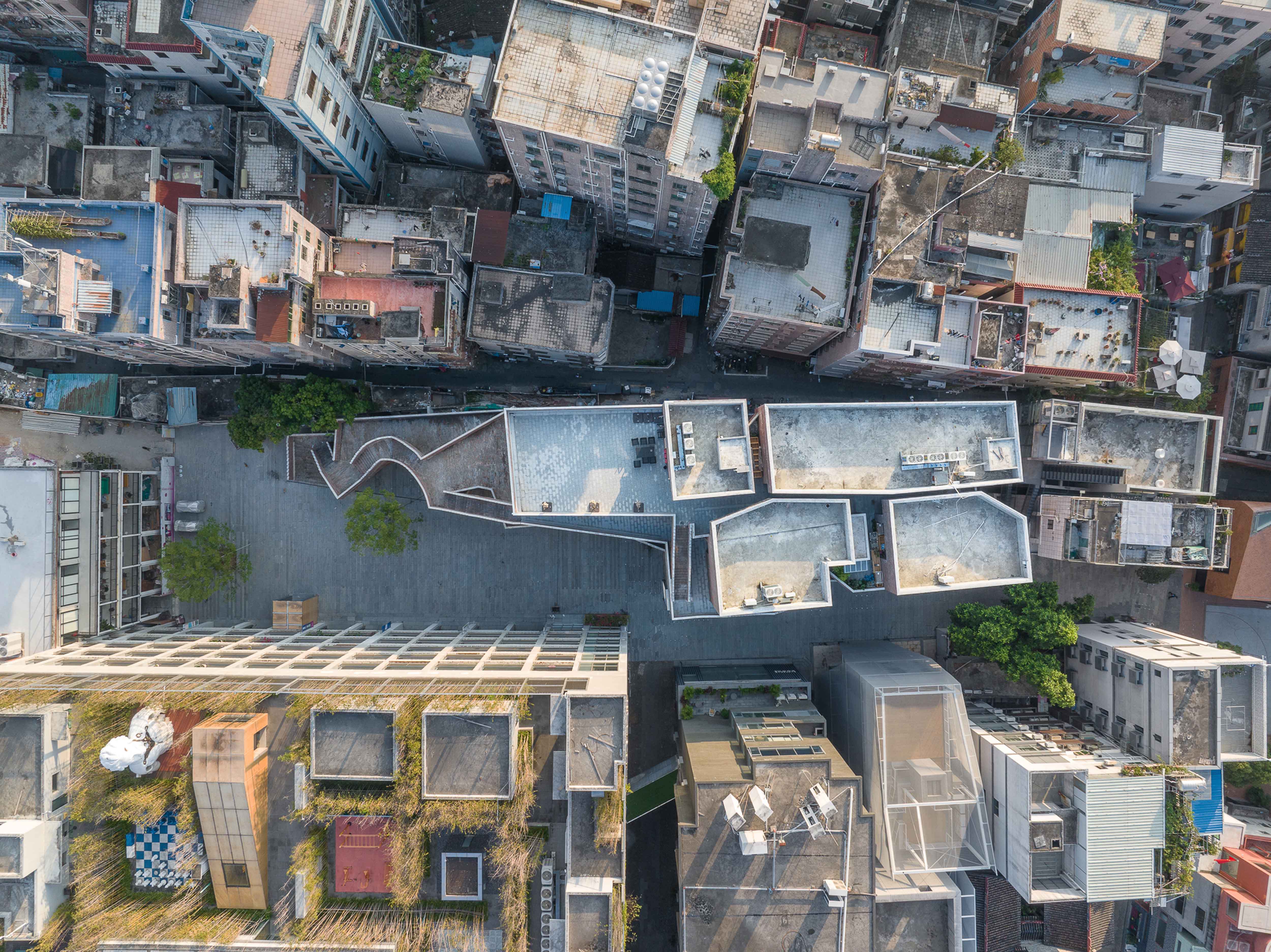 01. 俯瞰南头城社区中心  Aerial view of Nantou Neighborhood Center ©田方方.jpg