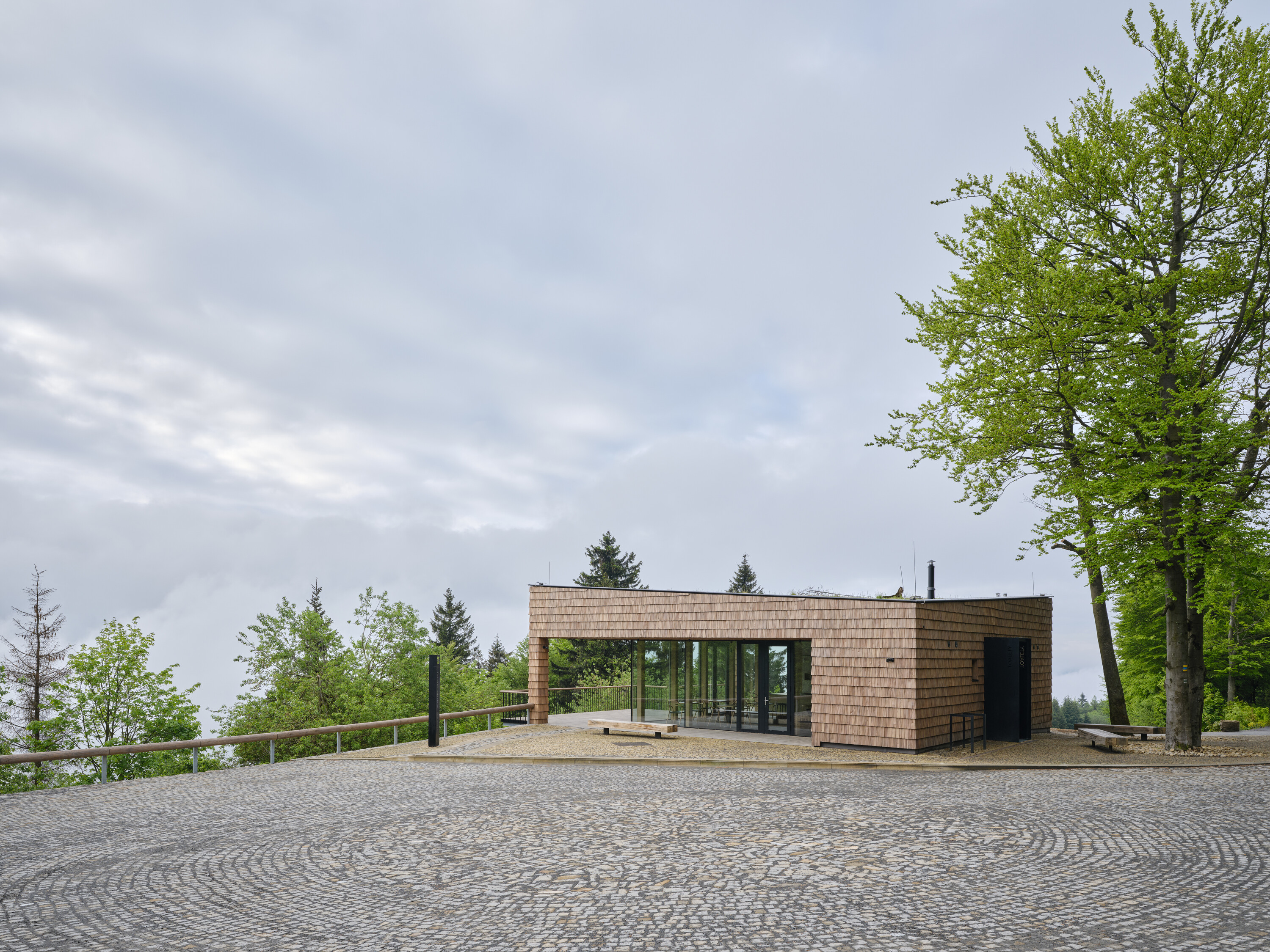 henkai-architekti-pustevny-gateway-boysplaynice-06.jpg