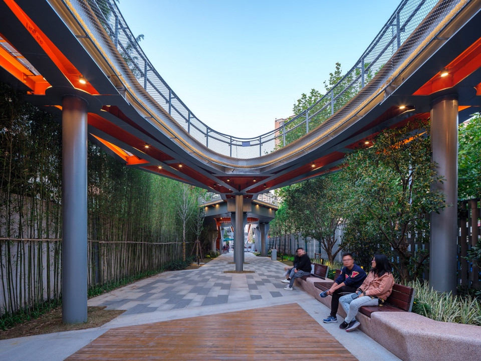 沙田月台下活动空间_Activity space under the Shatian Platform ©朱润资.jpg