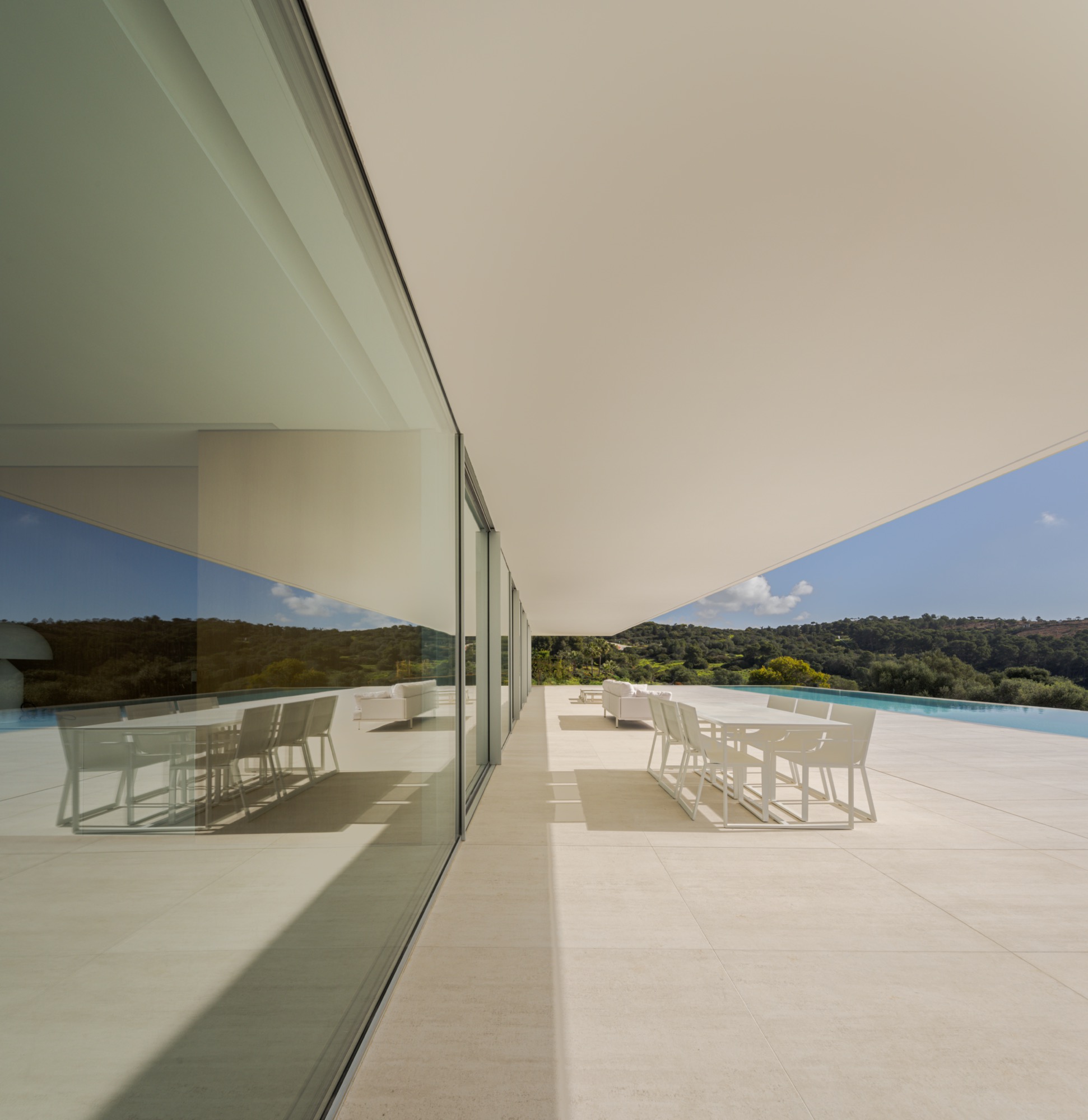 FRAN SILVESTRE ARQUITECTOS_HOUSE IN SOTOGRANDE_IMAGES LQ_0046.jpg