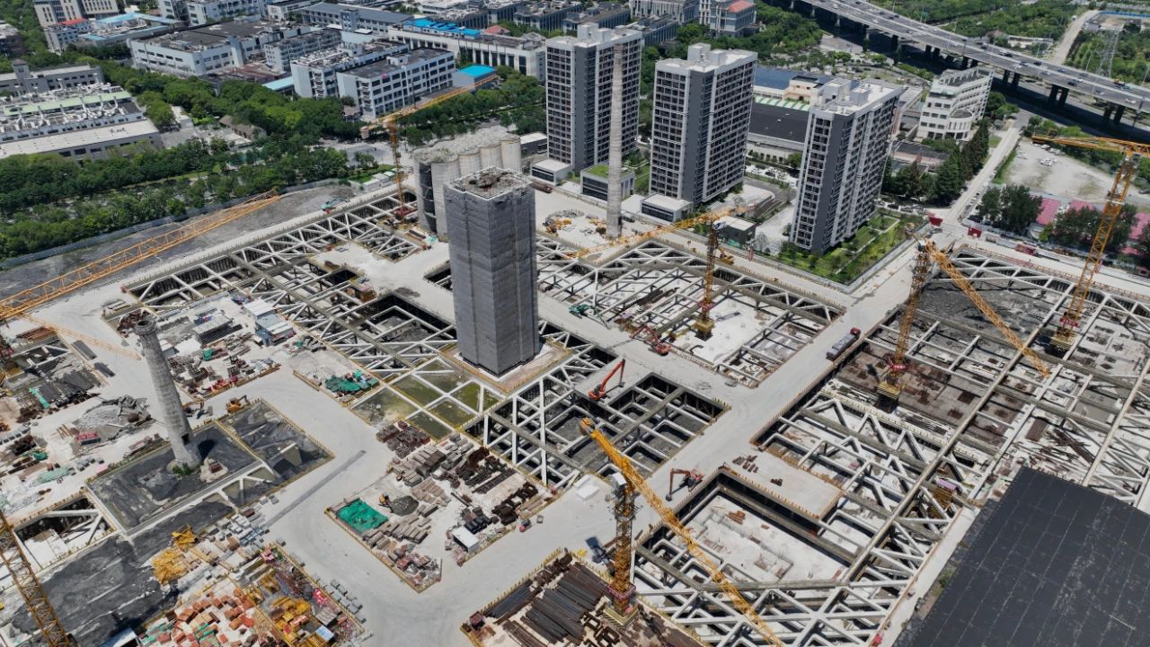建设中的张江之尚窑尾塔鸟瞰实景