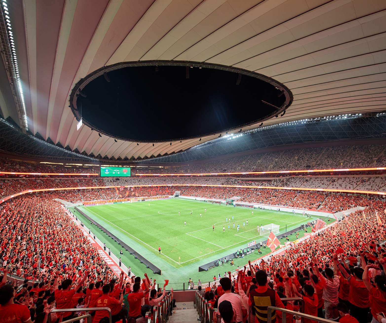 10_ZHA_Xi'an International Football Centre_©Hufton+Crow.jpg
