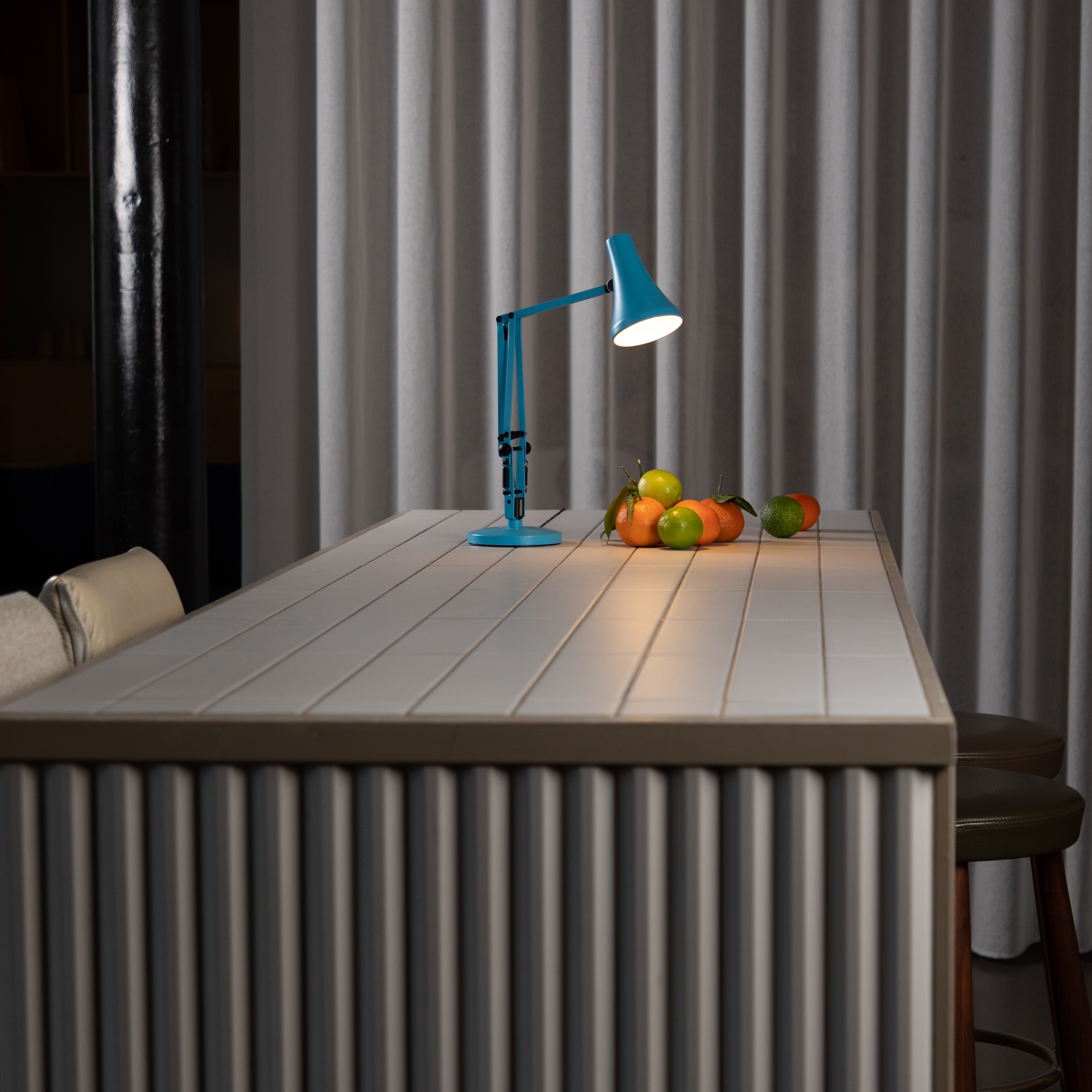 90-mini-mini-desk-lamp-turquoise-blue_1025.LS.SQ.P.H1.1.jpg